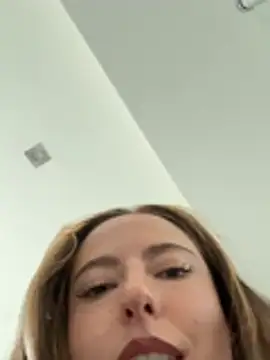 gymgirllaura webcam