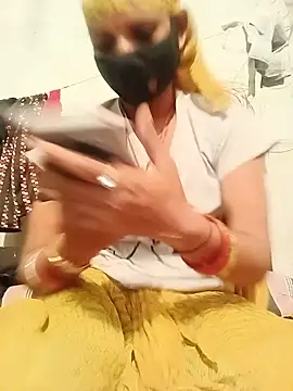 NaughtyRupa89 webcam