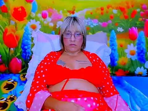 indianroxy webcam