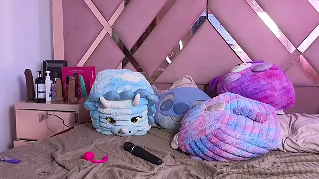 Sophia_moo_ webcam