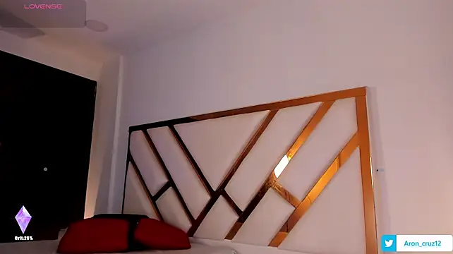 Aron_cruz live cam preview