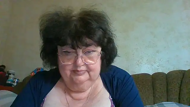 MilaSky5303 live cam on StripChat