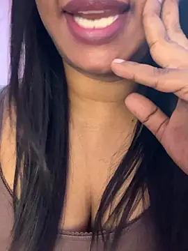 Tamil_Maaya