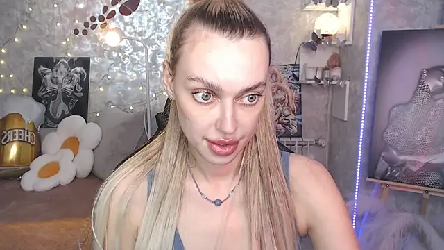 NickyAdamidi webcam