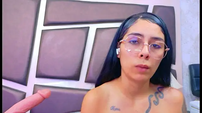 NicoleEsposito webcam