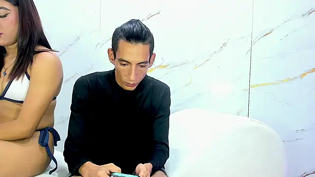 AmazingOrgasm live cam on StripChat