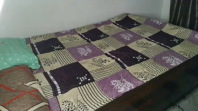aarushi_sharmaa webcam
