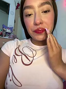 Miakittyyy webcam