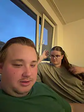 CurvyPaar2 webcam