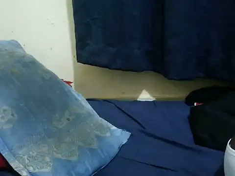 naughty-slender webcam