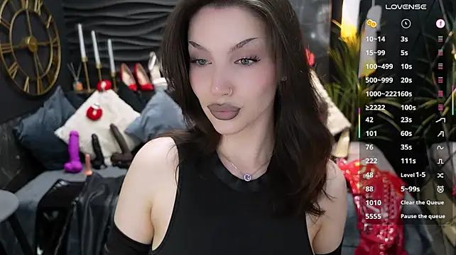 MistressDarsy webcam