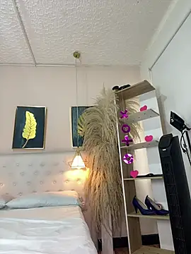 valerie_lya webcam
