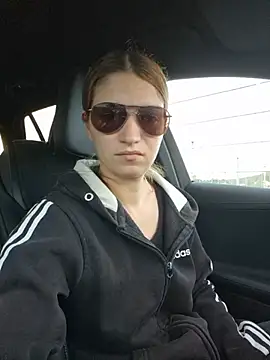 Mercedeswoman8 webcam