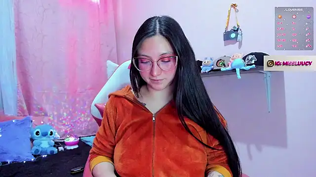 lucy_neil webcam