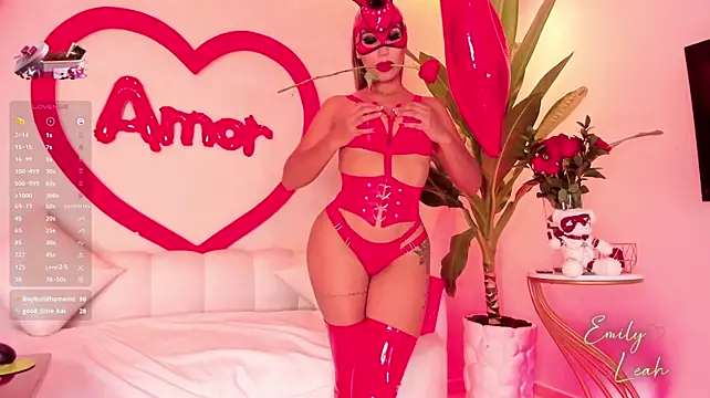EmilyLeah_ live cam on StripChat