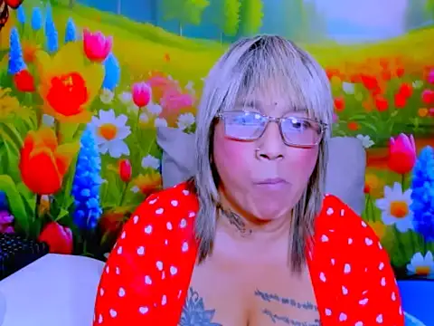 indianroxy webcam