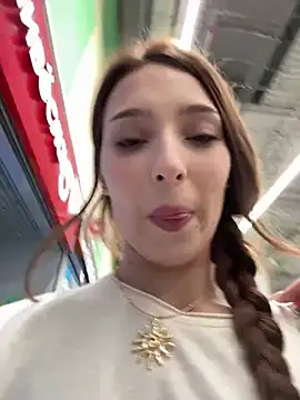 LilluKatten live sex cam