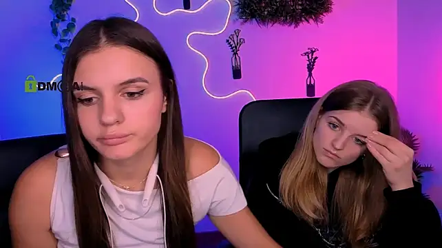 lisa_dark_