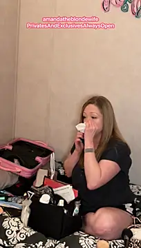 amandatheblondewife