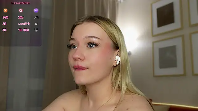 AliceSpice webcam