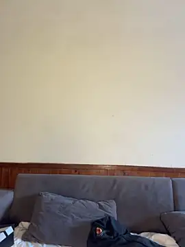 lucialatina (F young) - Dildo amount🥵
