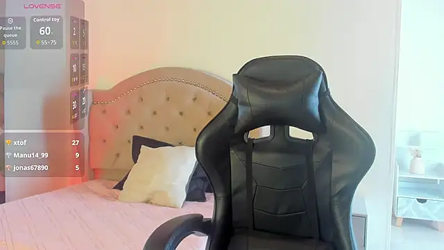JadeBellee webcam