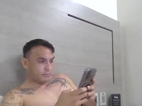 Eduardo10qwer webcam