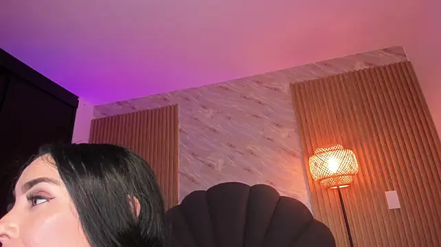 ashly_moonn webcam