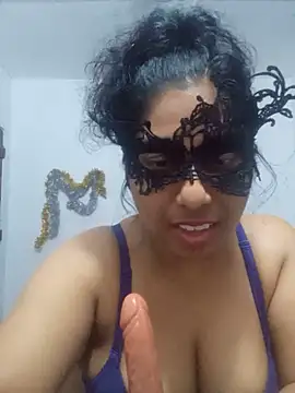 Expose_Queen webcam