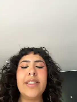 SugarTroubl33 webcam