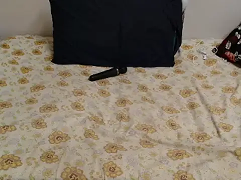KittyPussyZA webcam