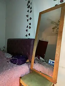 Lindalatina2001 webcam