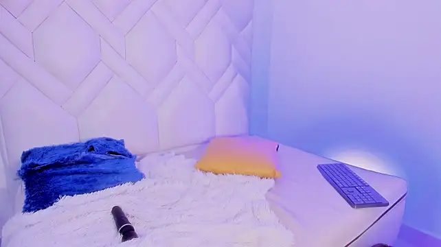 sky_velvet webcam
