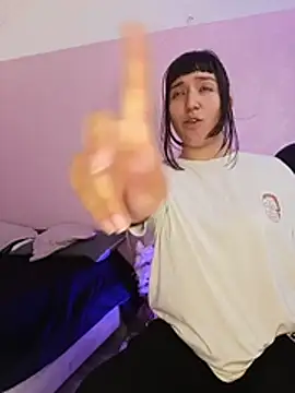 Emily_Roussee webcam