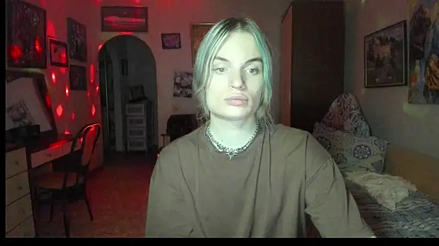 milliKira006 webcam