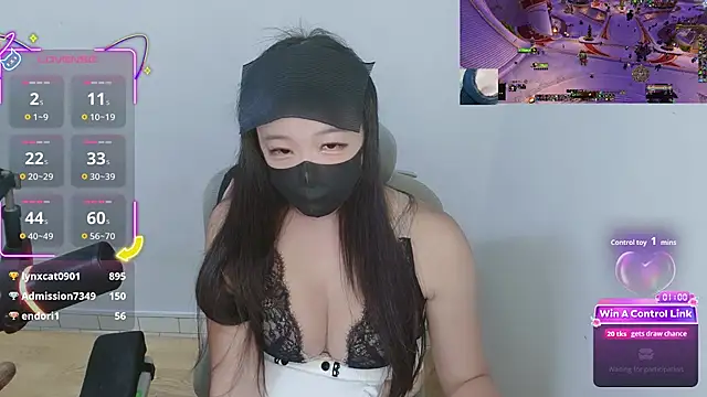 yayalovediaper1002 webcam