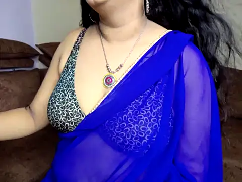 naina_kaur01 webcam