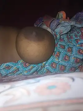 JANNAT55 webcam
