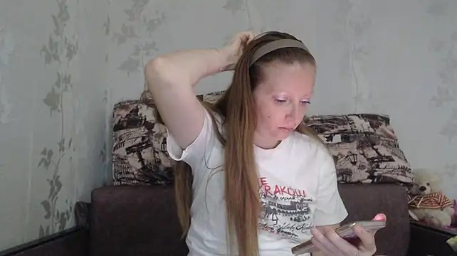 Lina_Glow479 webcam