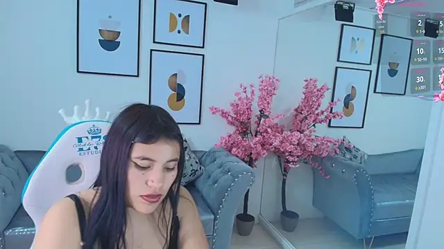 Kendra_jhons webcam