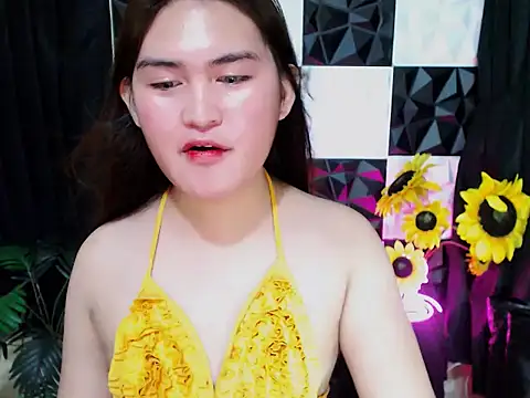 ASIANhotKHRIXZY webcam