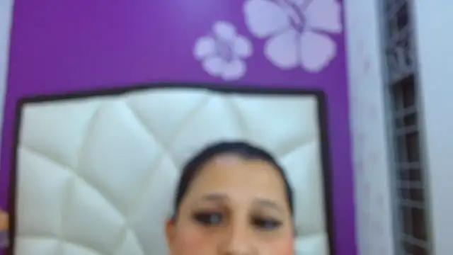 Kerly_Doll webcam