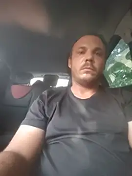 WadedGuzzling live cam