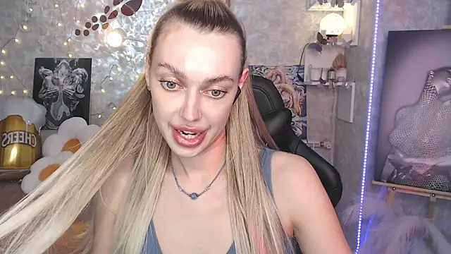 NickyAdamidi webcam
