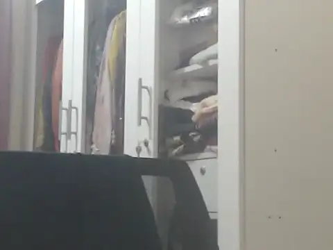 NancyRuvi webcam