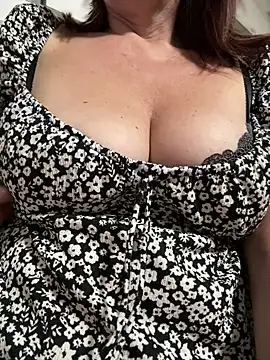 sweetmystery1 webcam