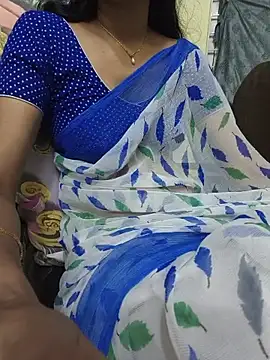 Cuteteluguammmaie live cam on StripChat