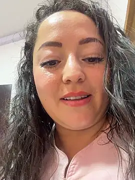 Nails_Lucia live cam on StripChat