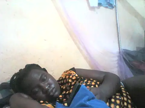 creamyy_pussie webcam