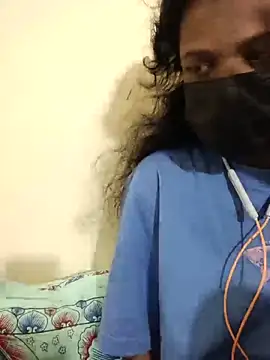 Tamil_MukilVenba webcam